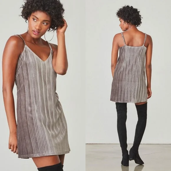 Jack by BB Dakota "Rickie" Velvet Slip Dress xs Silver Gray